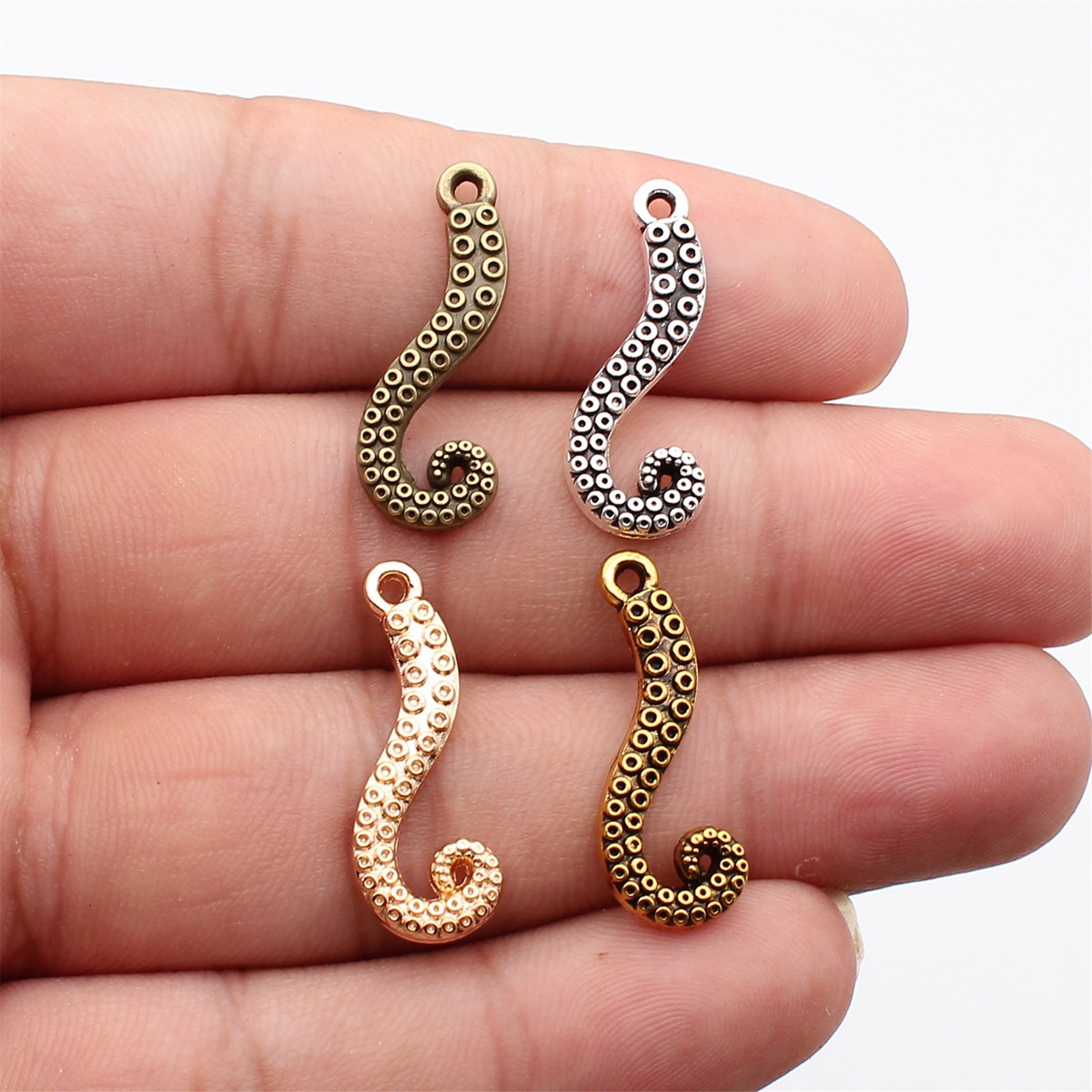 Vintage Fashion Stores - WYSIWYG 20pcs 26x10mm 4 Colors Octopus