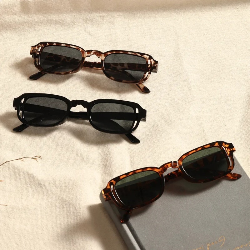 Luxurious Rectangle Sunglasses - Vintage Fashion Enthusiasts 评论和价格