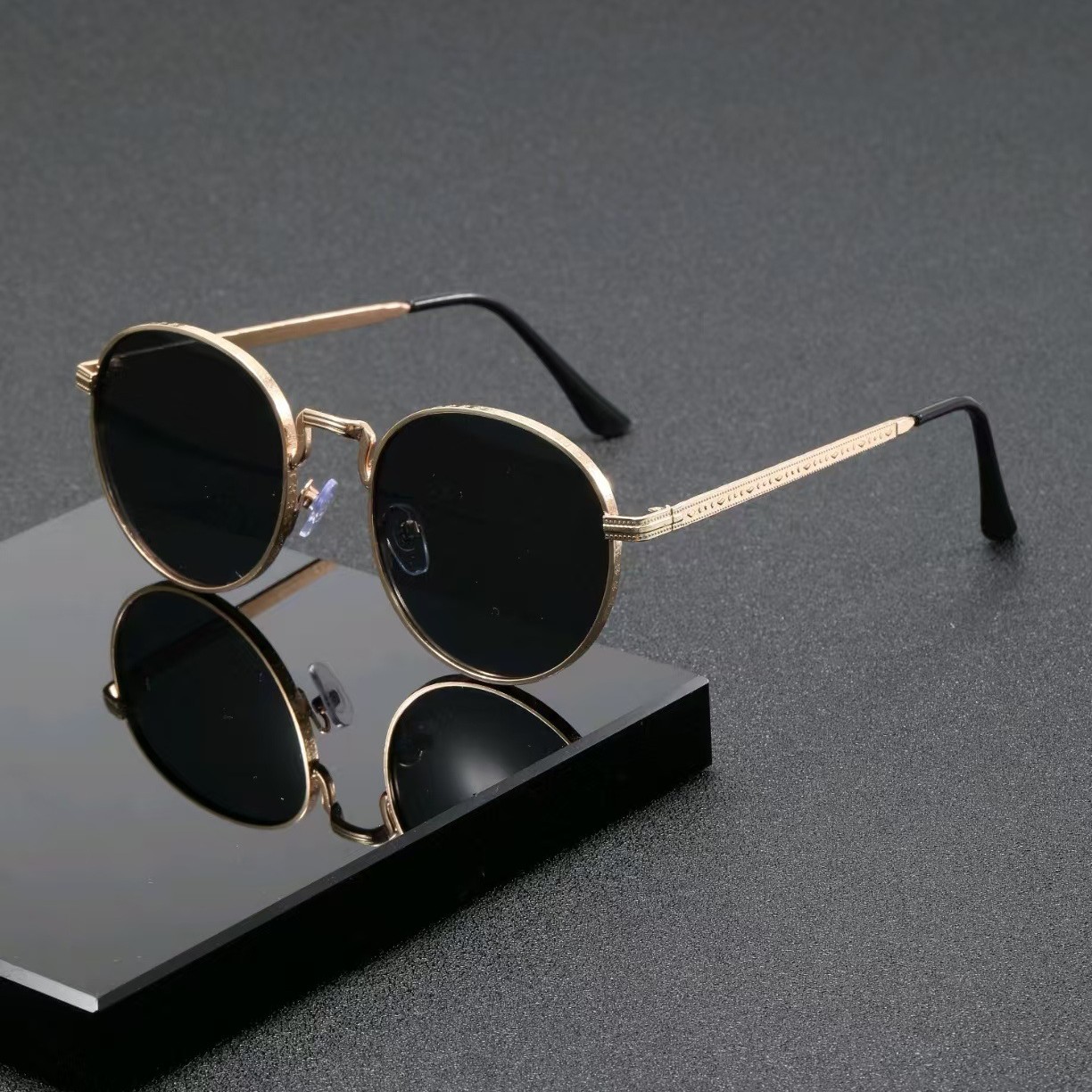 Fashion Classic Round Sunglass - Vintage Outdoor Fashion 评论和价格